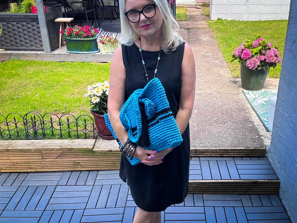 handmade-crochet-handbag4